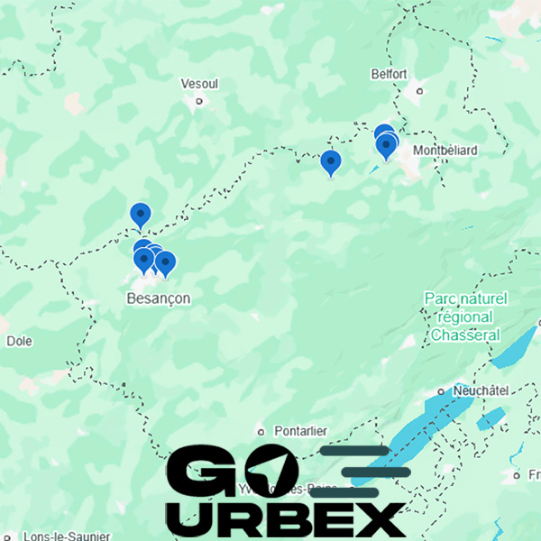 Carte urbex Doubs sur smartphone affichant 10 points GPS de lieux abandonnés dans le massif du Jura.