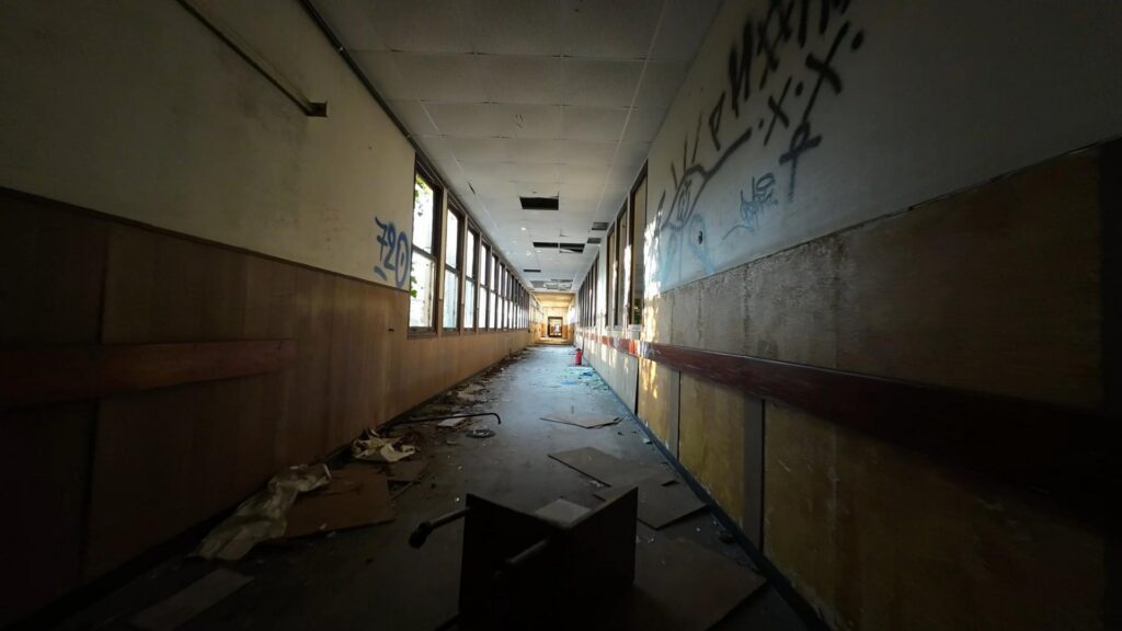 L'exploration Urbaine (Urbex) : la nouvelle tendance 1 Une école abandonné